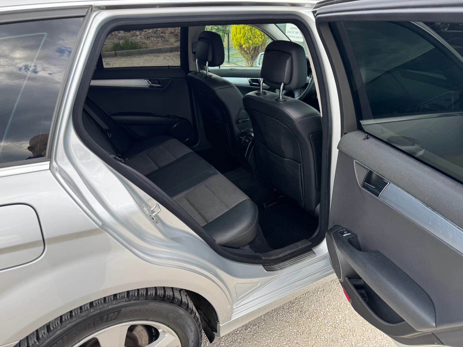 Mercedes-Benz C 180 CGI 1.8i BLUE EFFICIENCY AVANTGARDE | Mobile.bg   15