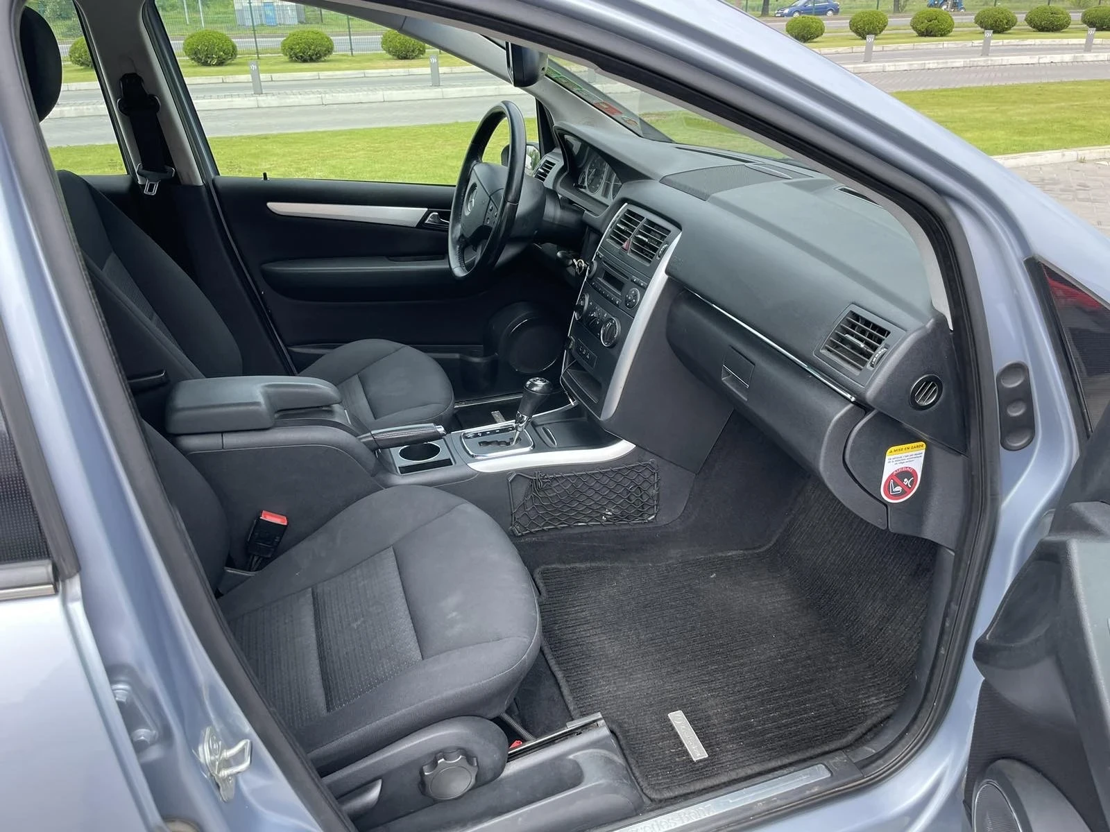 Mercedes-Benz B 200  - изображение 10