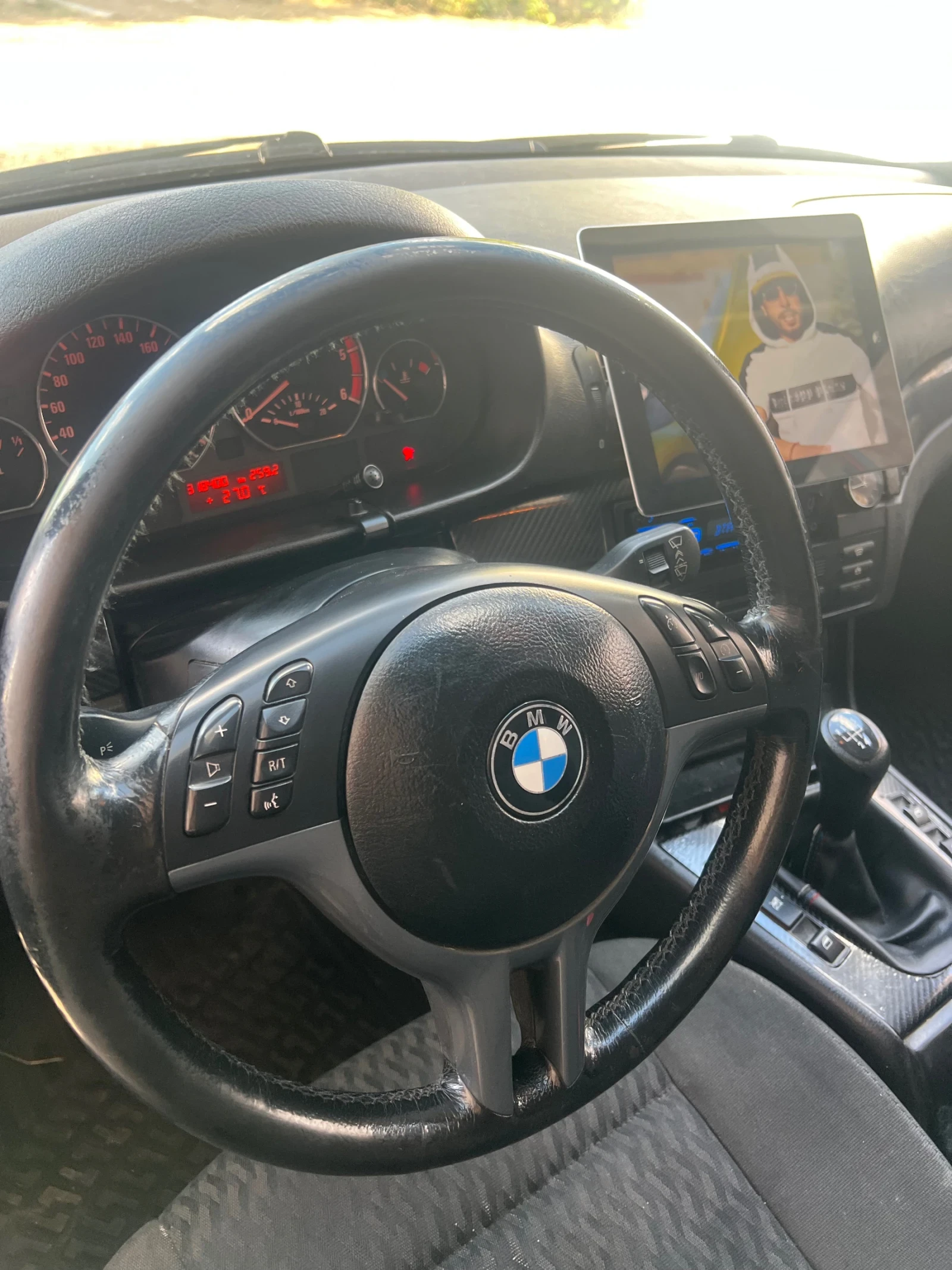 BMW 320  - изображение 5
