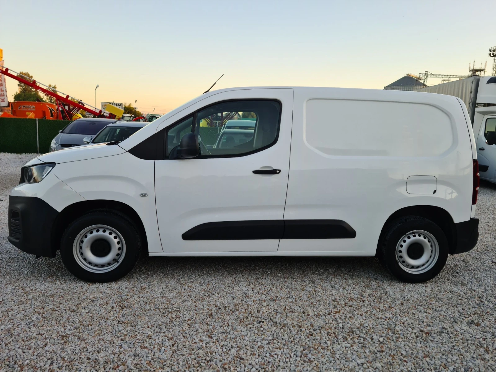 Peugeot Partner 1.5 HDI / navi / euro 6 - изображение 8