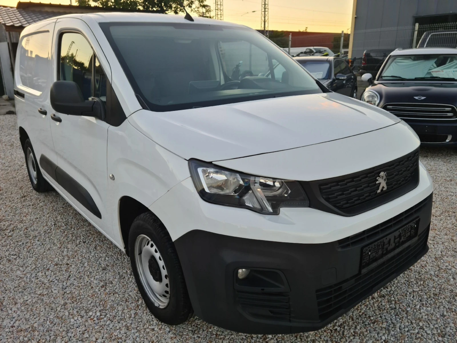 Peugeot Partner 1.5 HDI / navi / euro 6 - изображение 3