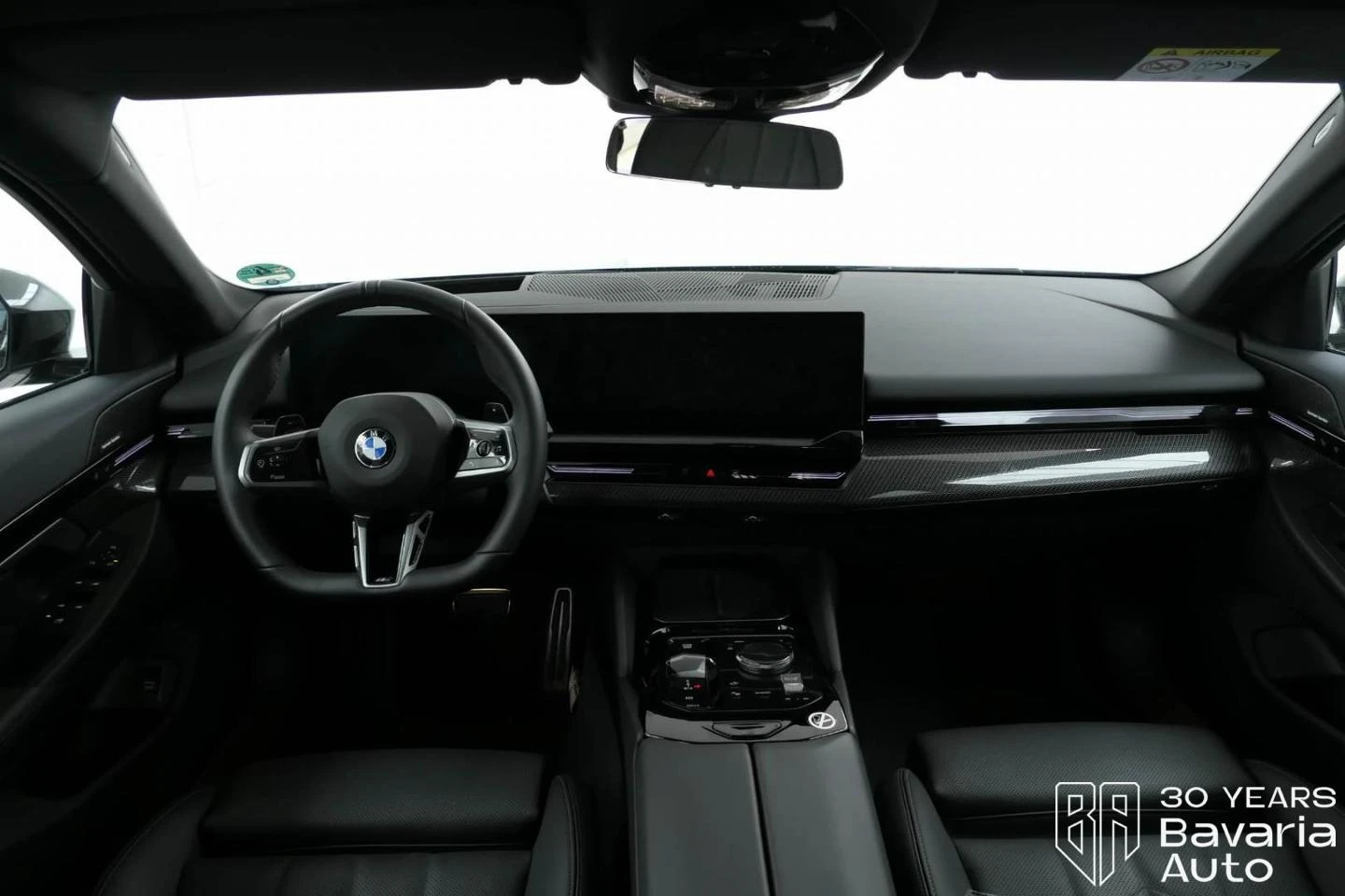 BMW 520 i Touring M Sport Paket Steptronic - изображение 6