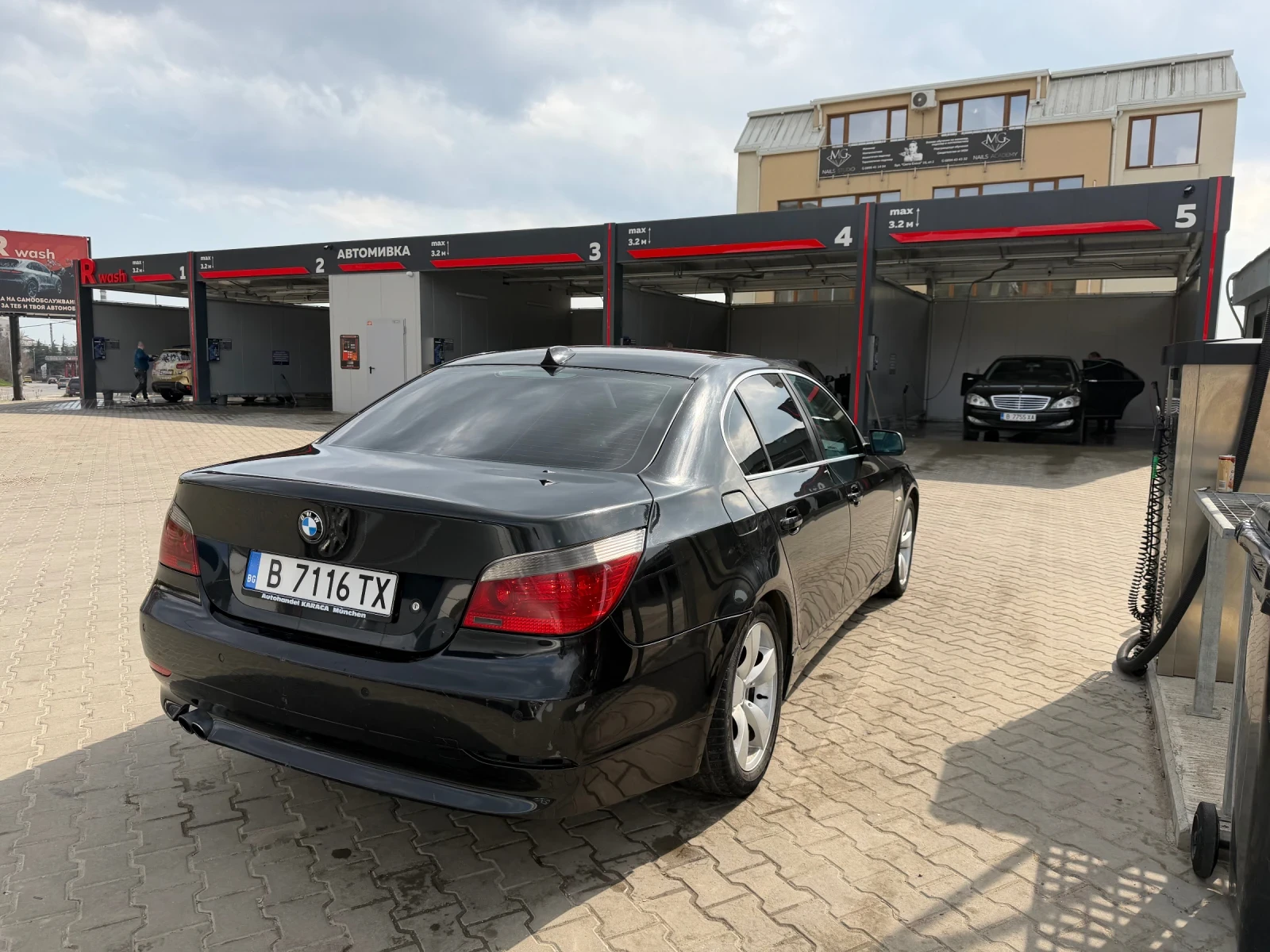 BMW 525, снимка 5 - Автомобили и джипове - 53861117