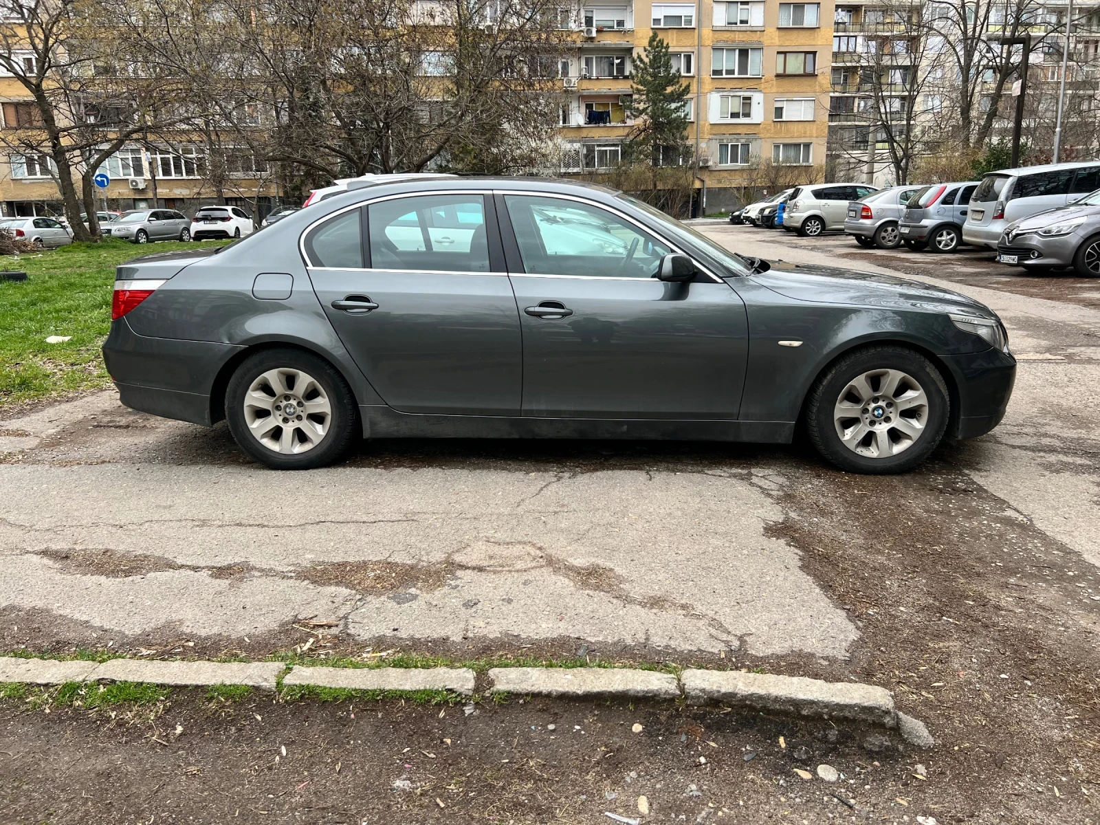 BMW 525, снимка 7 - Автомобили и джипове - 54013456