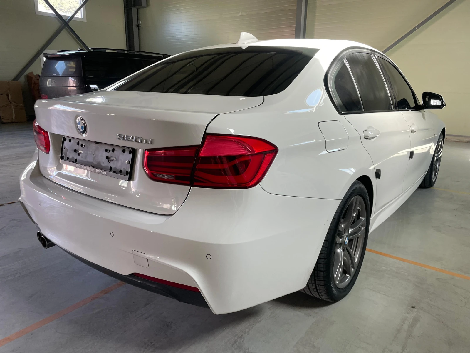 BMW 320 d RWD B47 LCI (FaceLift) ! M Pack !, снимка 8 - Автомобили и джипове - 54148834