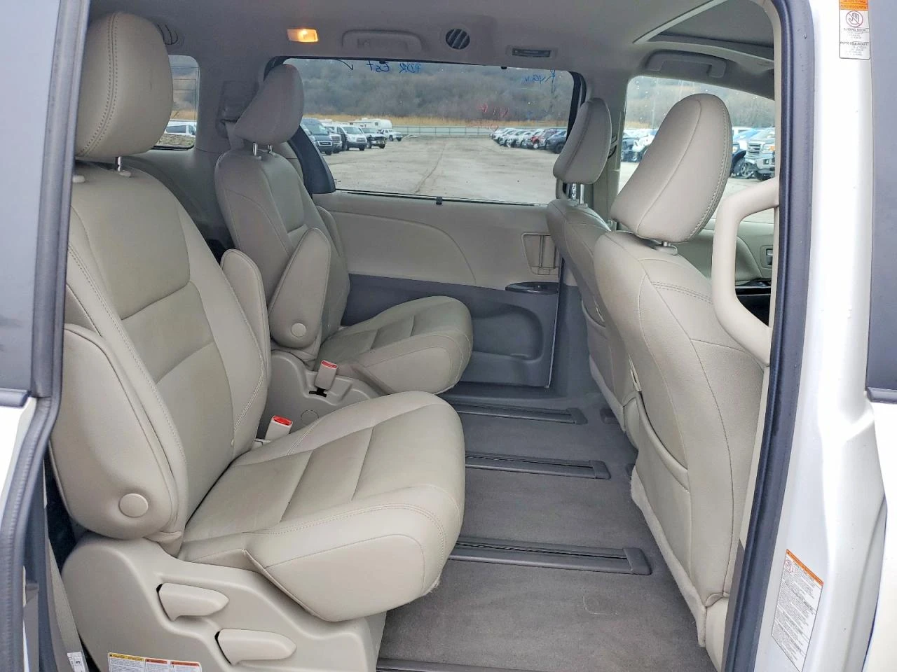 Toyota Sienna 3.5l Xle 7-Passenger | Mobile.bg � ����������� 11