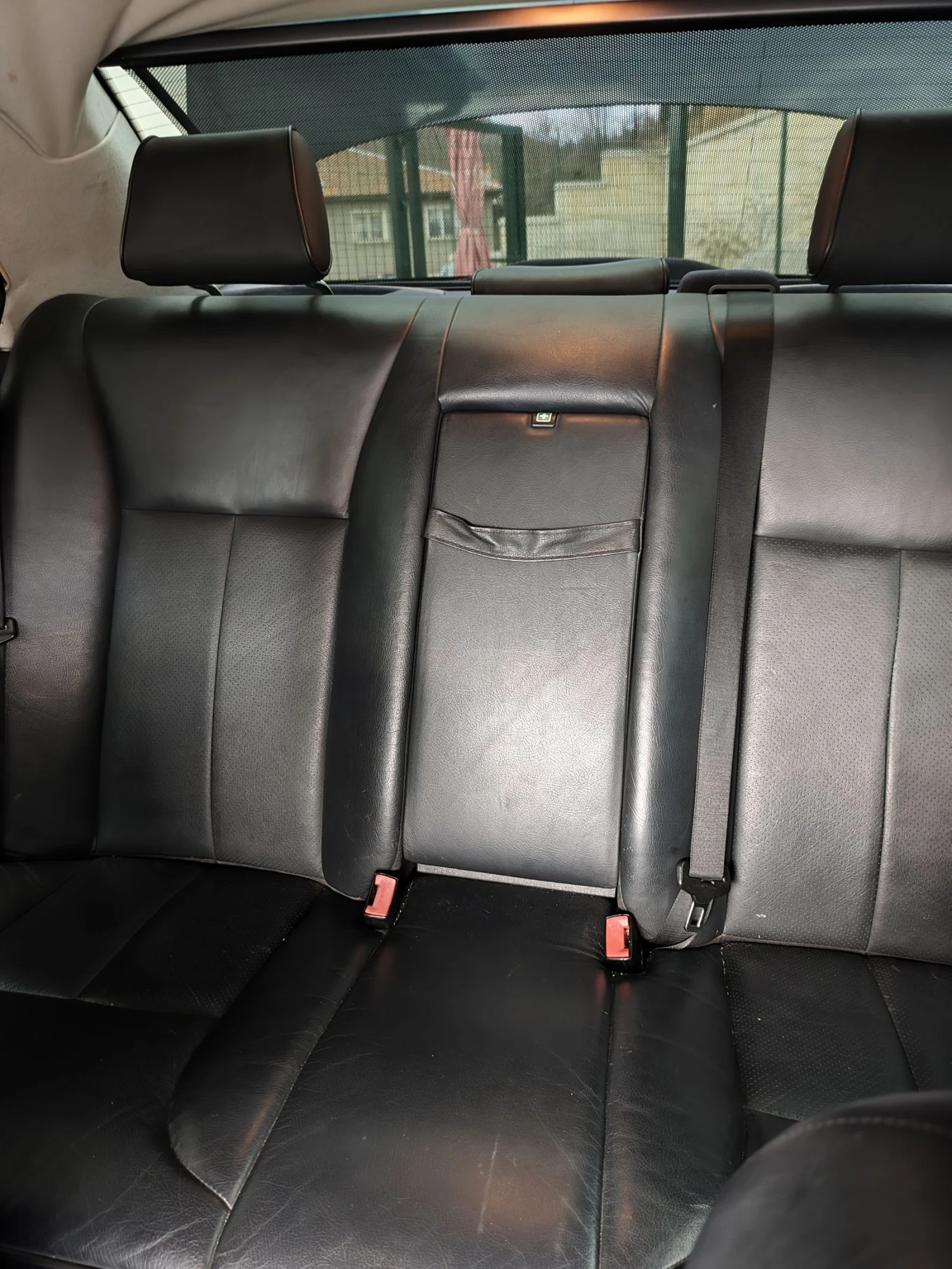 Mercedes-Benz E 280  GAZ 4MATIC, снимка 15 - Автомобили и джипове - 54796847