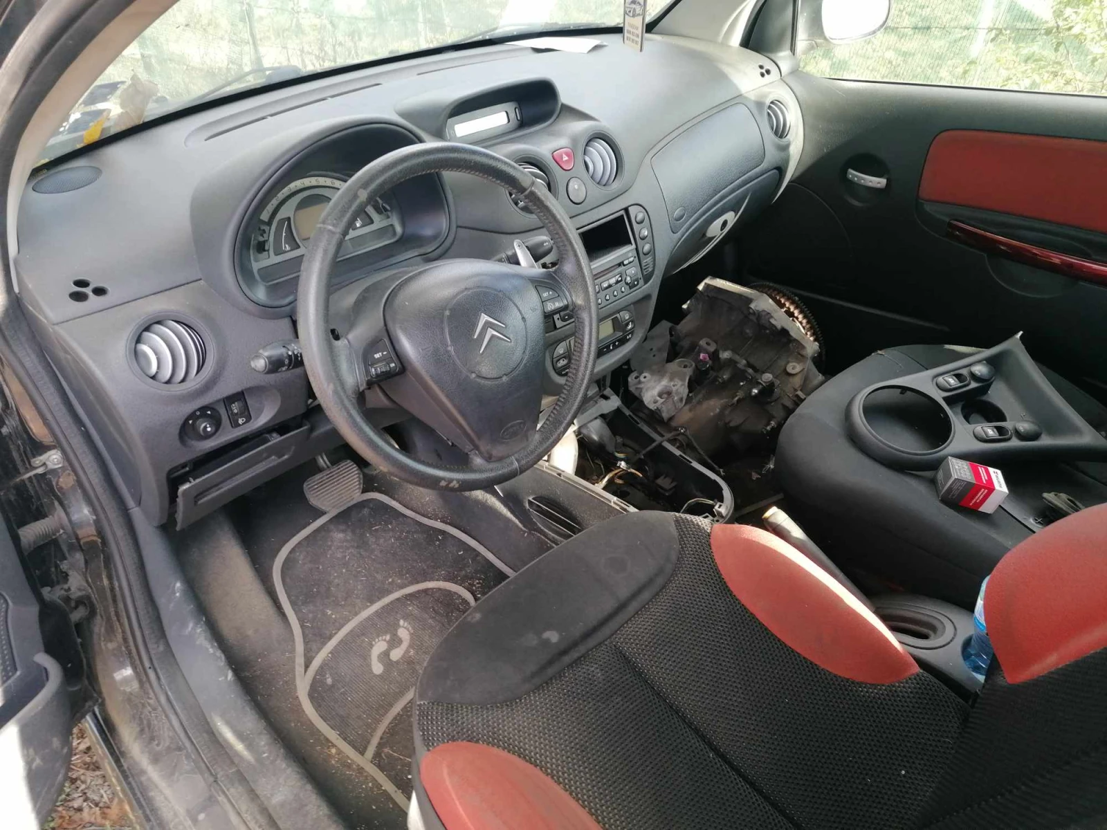 Citroen C2 1.6 VTR Automat на части, снимка 5 - Автомобили и джипове - 54972277