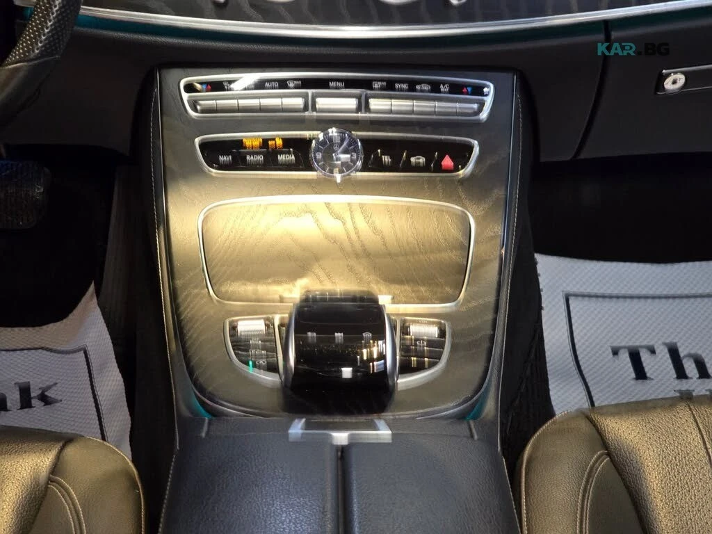 Mercedes-Benz E 300 * 4MATIC * PANO * ���������� * (���� �� ��������) | Mobile.bg � ����������� 14