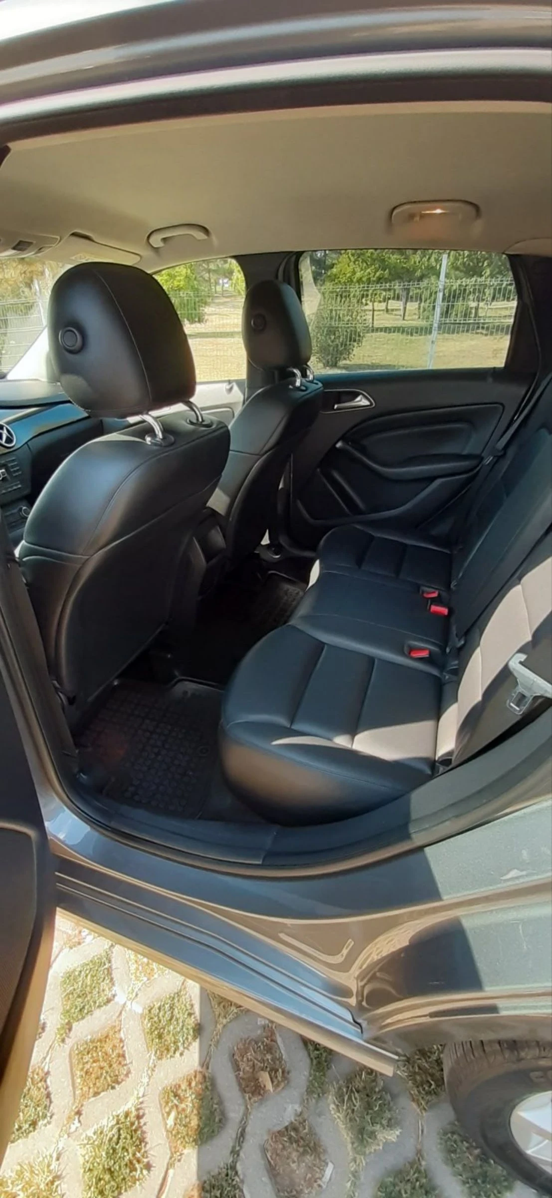 Mercedes-Benz B 180 Cdi, снимка 11 - Автомобили и джипове - 55300662