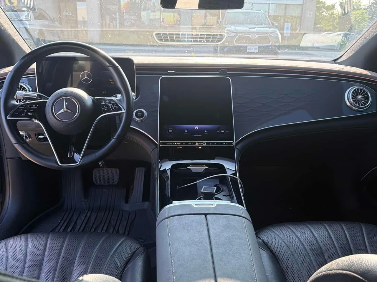 Mercedes-Benz EQS 450+ | CARFAX | АВТОКРЕДИТ БЕЗ ПЪРВОНАЧАЛНА ВНОСКА, снимка 9 - Автомобили и джипове - 55412564