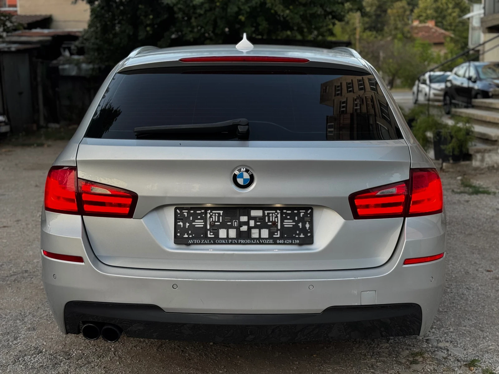 BMW 520 2.0d* 184к.с.* М Paket* Автоматик, снимка 4 - Автомобили и джипове - 55621085