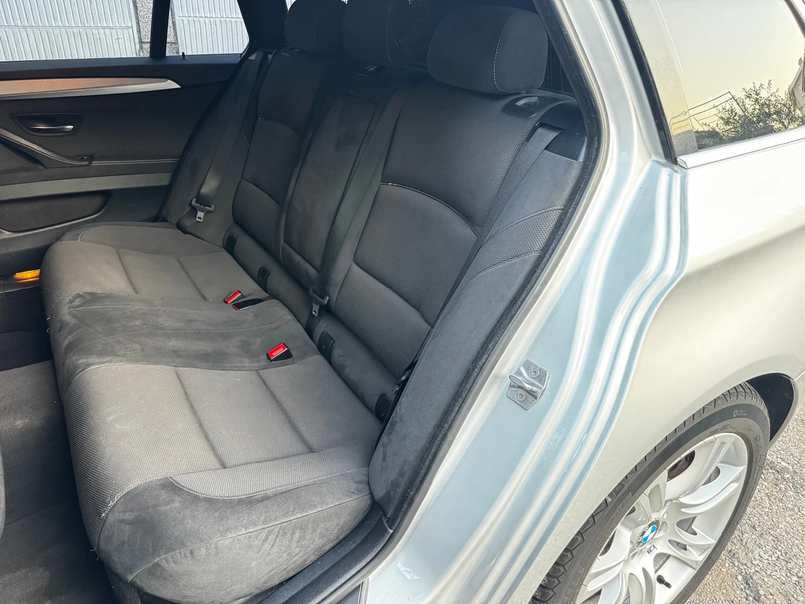 BMW 520 2.0d* 184к.с.* М Paket* Автоматик, снимка 14 - Автомобили и джипове - 55621085