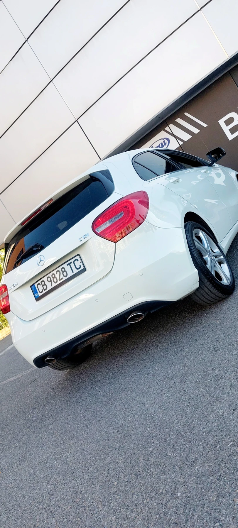 Mercedes-Benz A 180 SPORT EDITION , снимка 10 - Автомобили и джипове - 55693229