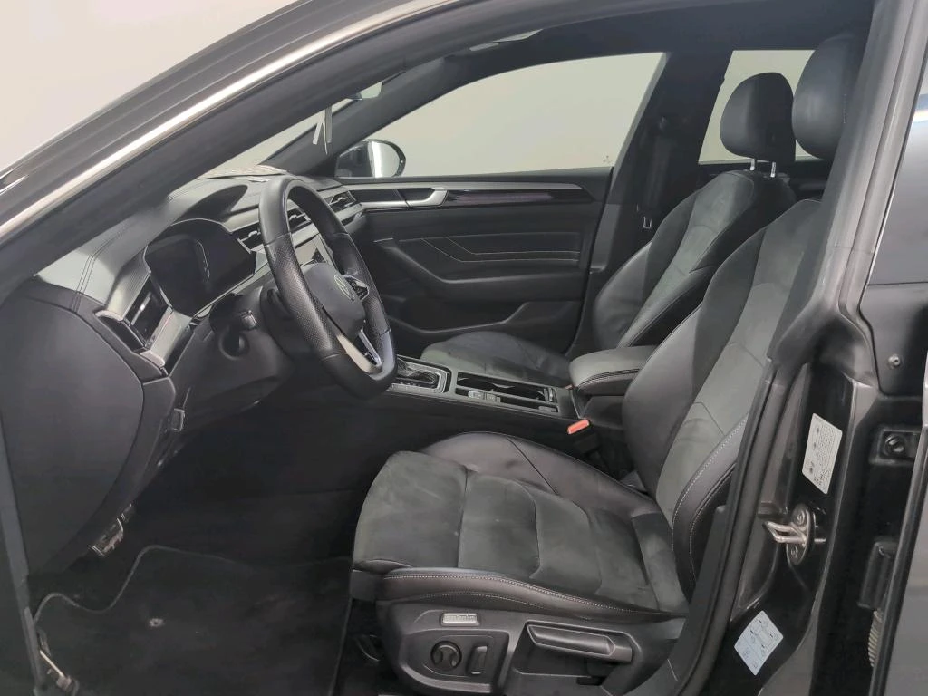 VW Arteon R-Line Shooting Brake 2.0 TDI Virtual / Алкантара, снимка 7 - Автомобили и джипове - 55737356