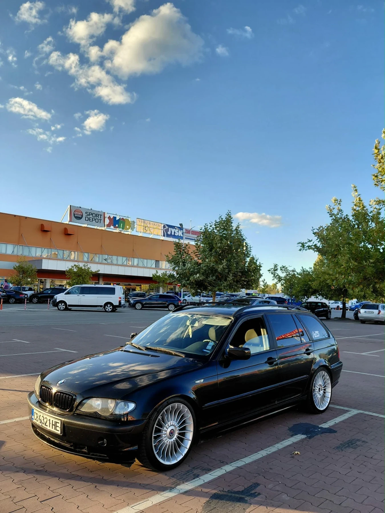 BMW 320, снимка 4 - Автомобили и джипове - 55806804