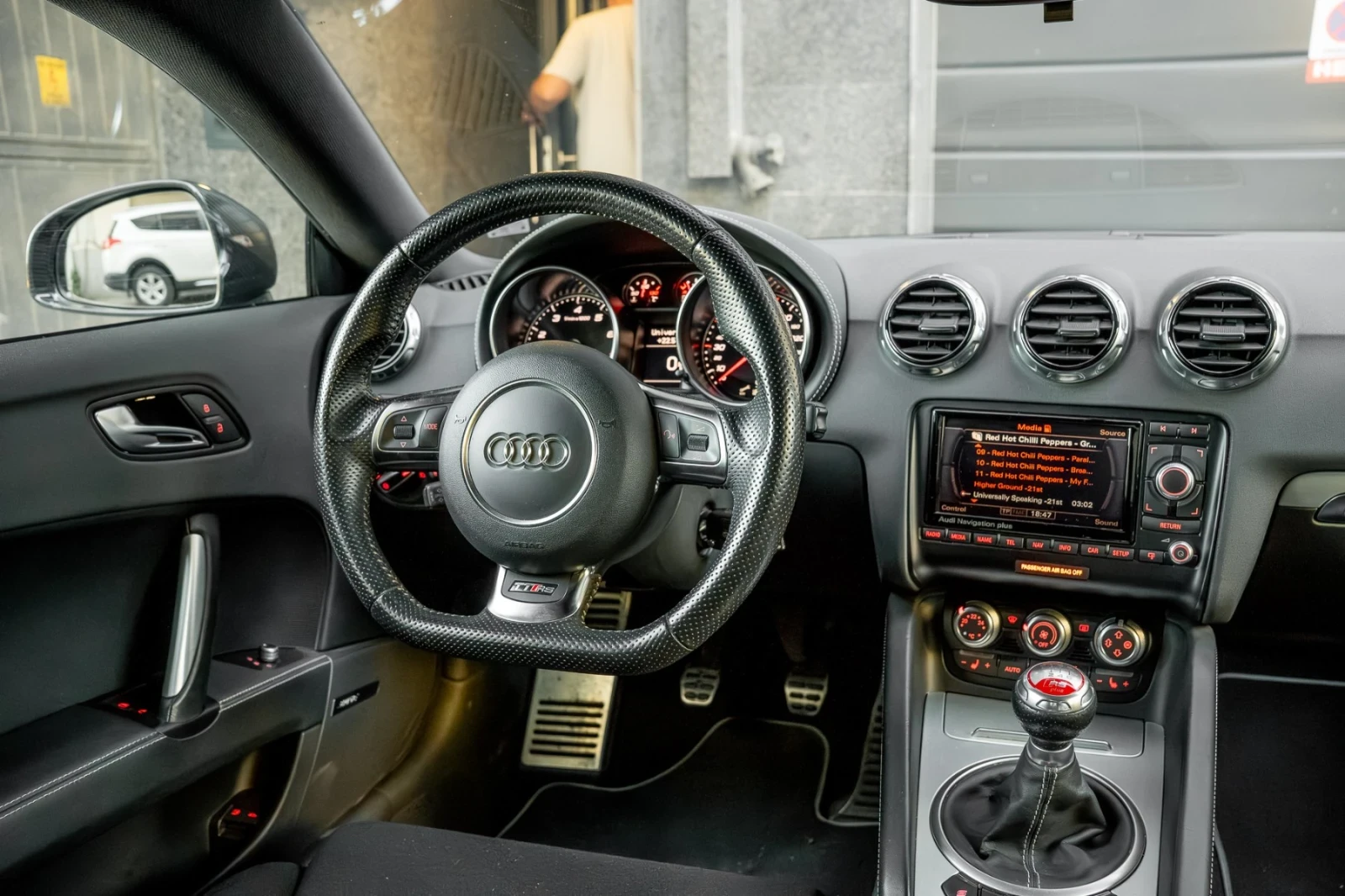 Audi Tt RS 2.5 TFSI, снимка 11 - Автомобили и джипове - 56061625