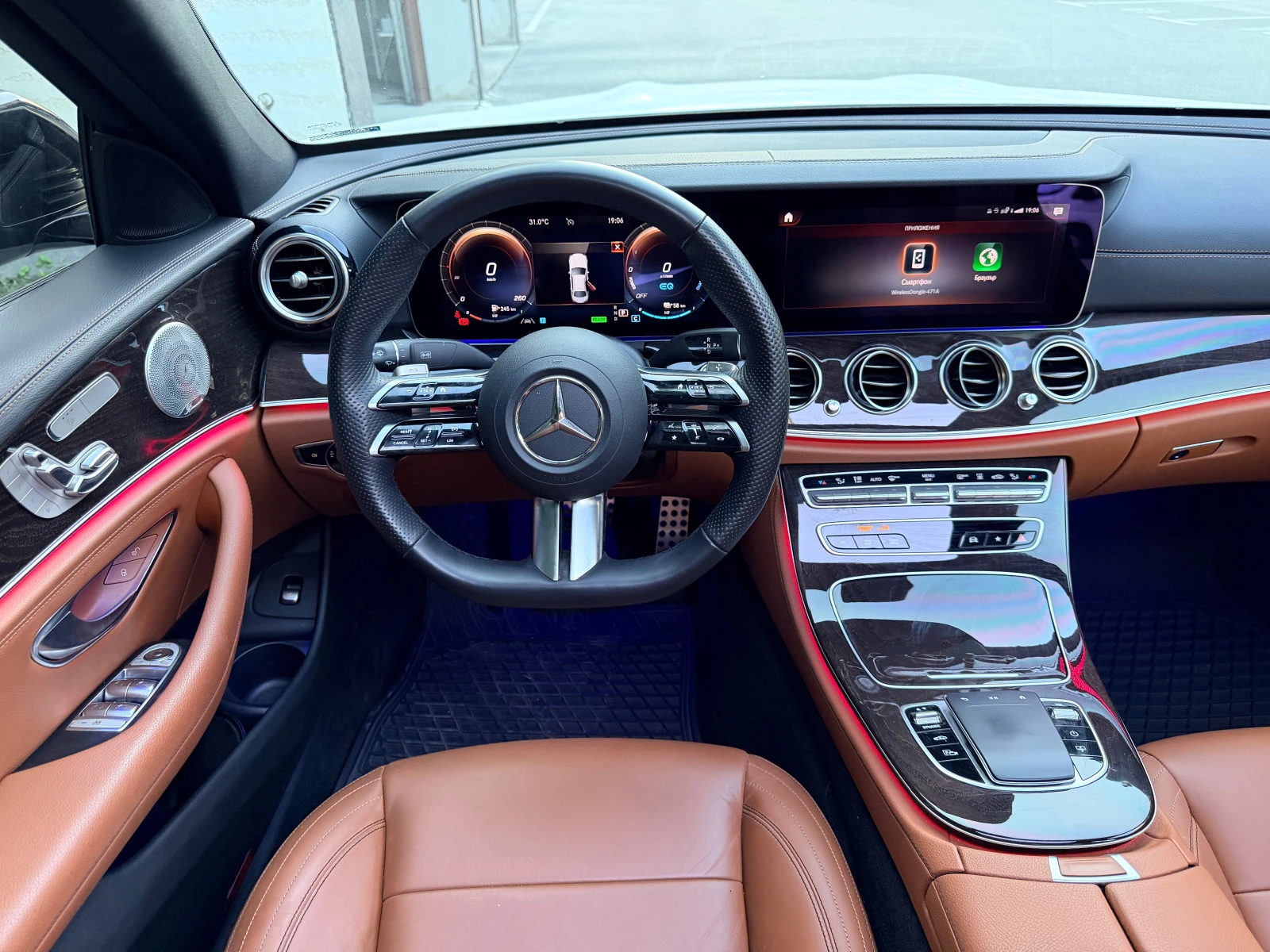 Mercedes-Benz E 300 DE AMG STYLE 4MATIC AIRMATIC PANORAMA PODGREV , снимка 10 - Автомобили и джипове - 56064279