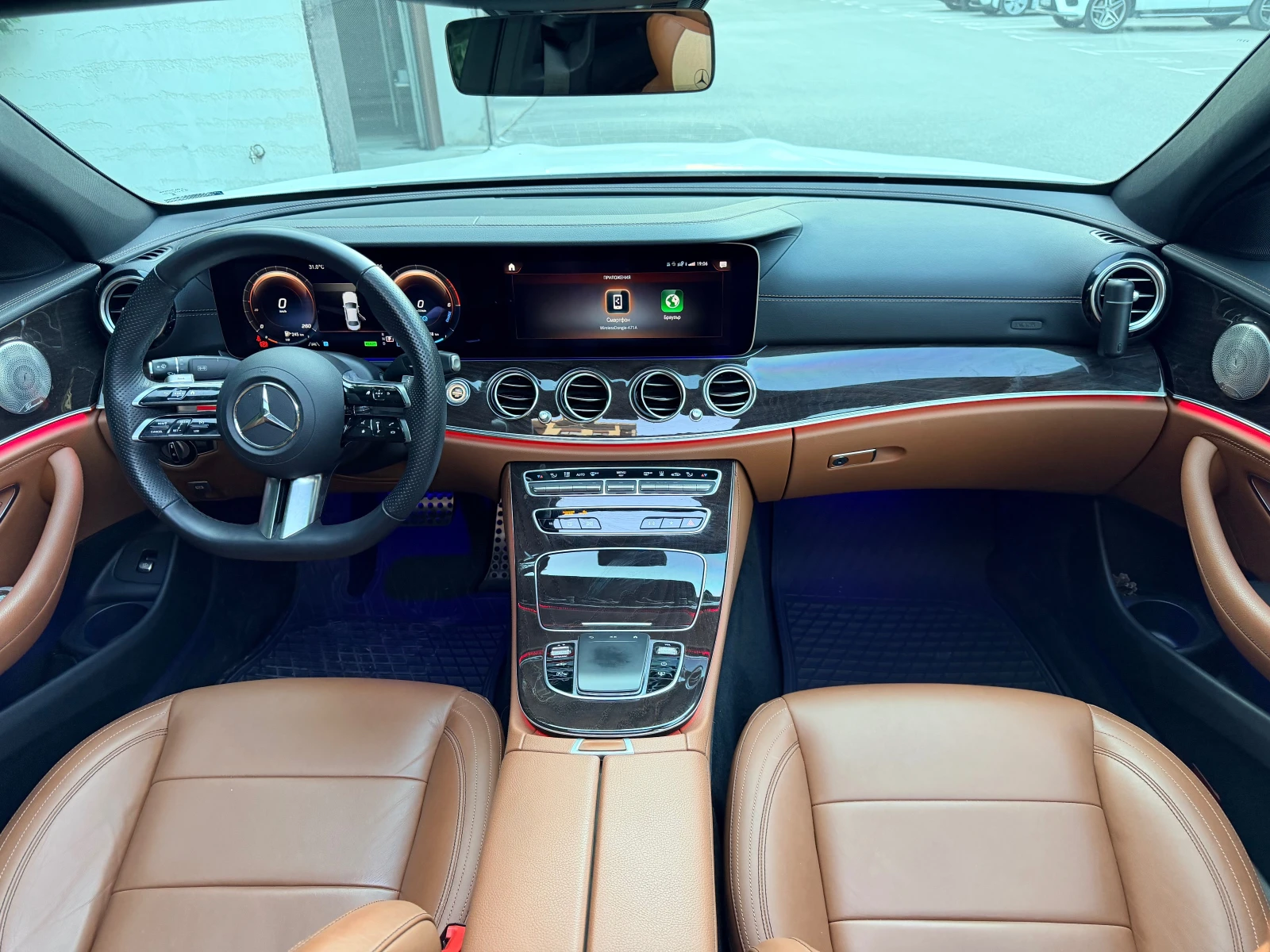 Mercedes-Benz E 300 DE AMG STYLE 4MATIC AIRMATIC PANORAMA PODGREV , снимка 11 - Автомобили и джипове - 56064279