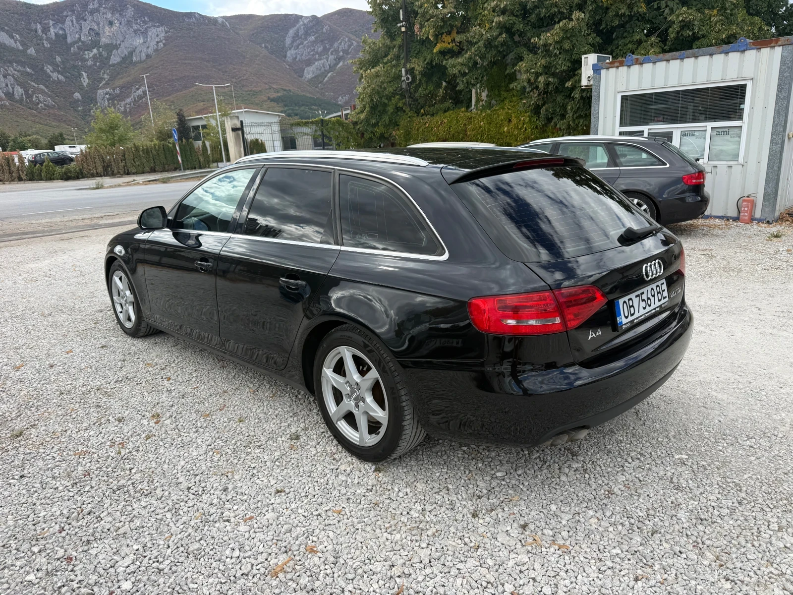 Audi A4 2.0TDI ИТАЛИЯ, снимка 8 - Автомобили и джипове - 56274642