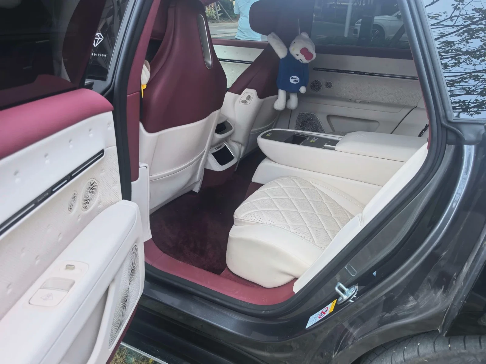 Avatr 12 AWD 98.07KWH Royal Theatre Edition | Mobile.bg � ����������� 6