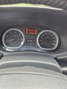 Dacia Duster 1.6 Бензин /газ, снимка 12