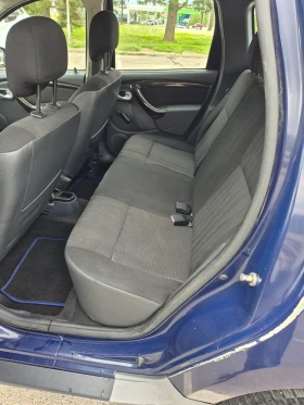 Dacia Duster 1.6 Бензин /газ, снимка 9