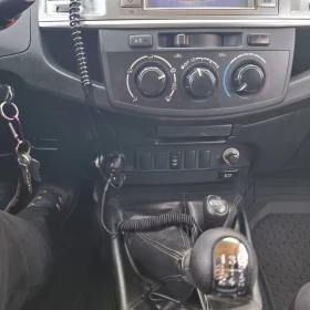 Toyota Hilux, снимка 10