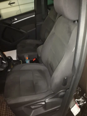 VW Tiguan 4х4 Автоматик БиКсенон 1ви Собственик - 15900 € / 31097.70 лв. - 73684976 5