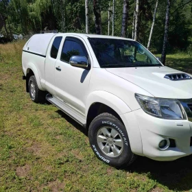 Toyota Hilux - 14999 € / 29335.49 лв. - 46385206 3