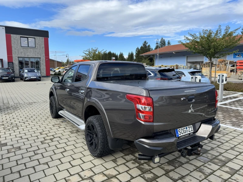 Mitsubishi L200 2.4D 181k, снимка 5 - Автомобили и джипове - 47815045