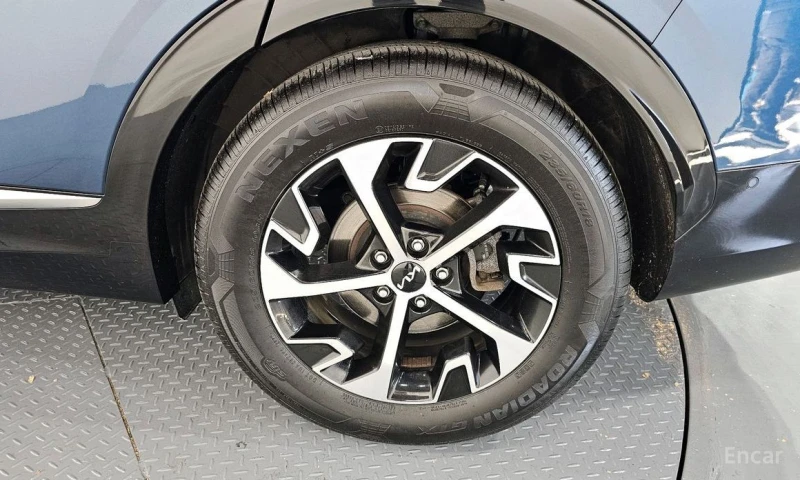 Kia Sportage, снимка 5 - Автомобили и джипове - 53100055