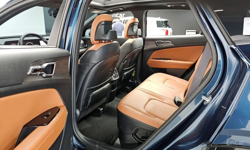 Kia Sportage, снимка 10 - Автомобили и джипове - 53100055