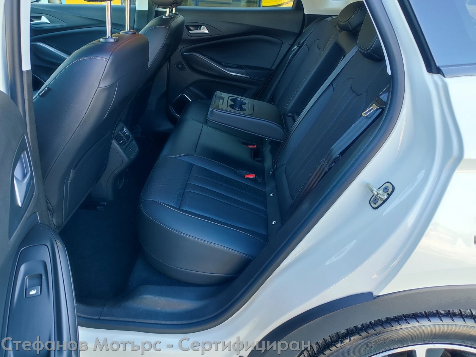 Opel Grandland X Ultimate 1.6 Plug-in-Hybrid (225hp) AT8 | Mobile.bg   11