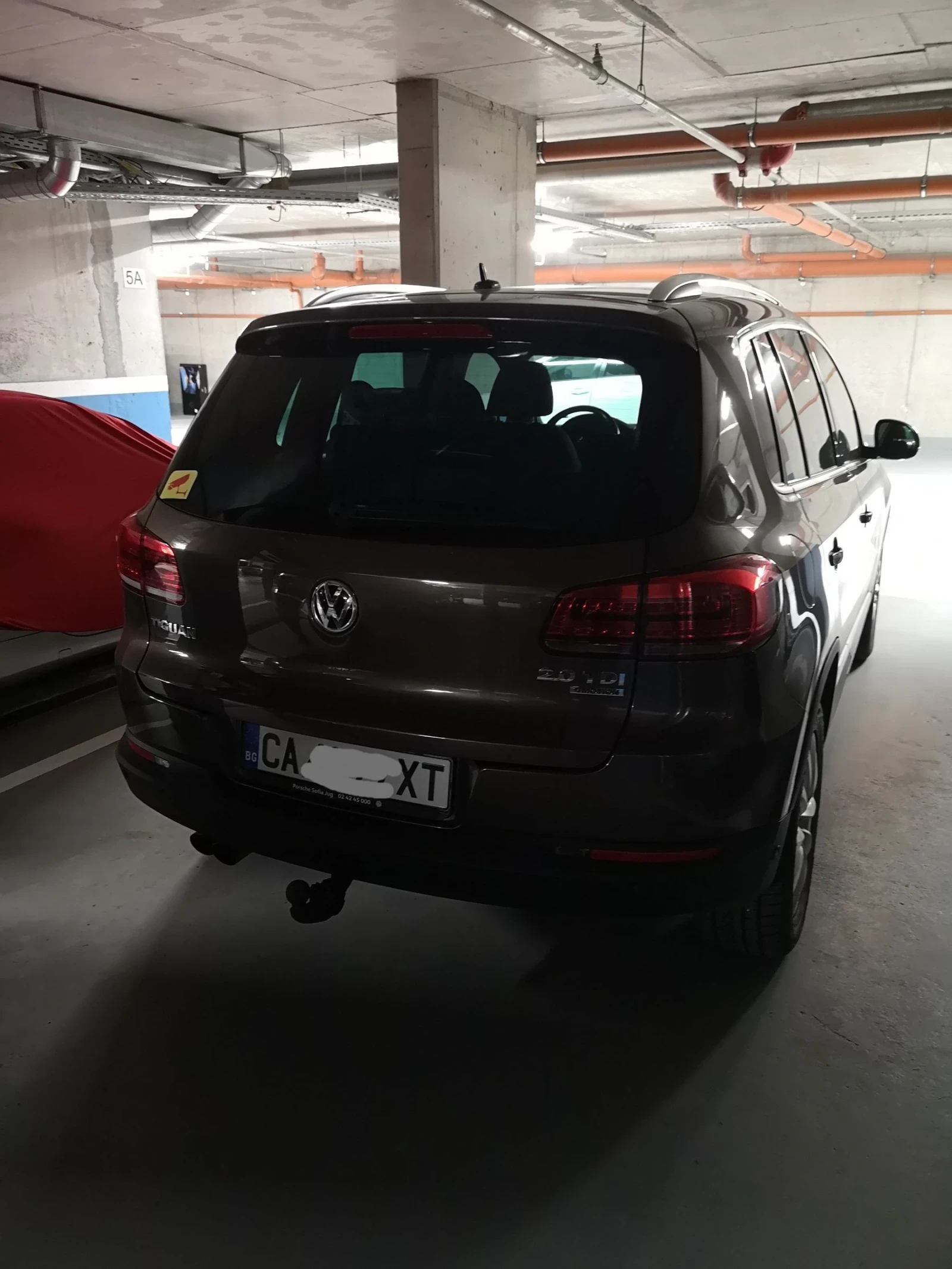 VW Tiguan 4х4 Автоматик БиКсенон 1ви Собственик, снимка 3 - Автомобили и джипове - 54004046