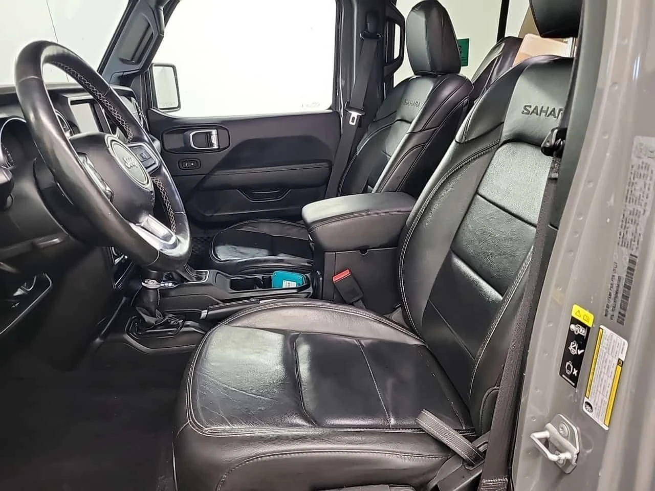 Jeep Wrangler * UNLIMITED SAHARA * CARFAX * 1 СОБСТВЕНИК * , снимка 6 - Автомобили и джипове - 54089424