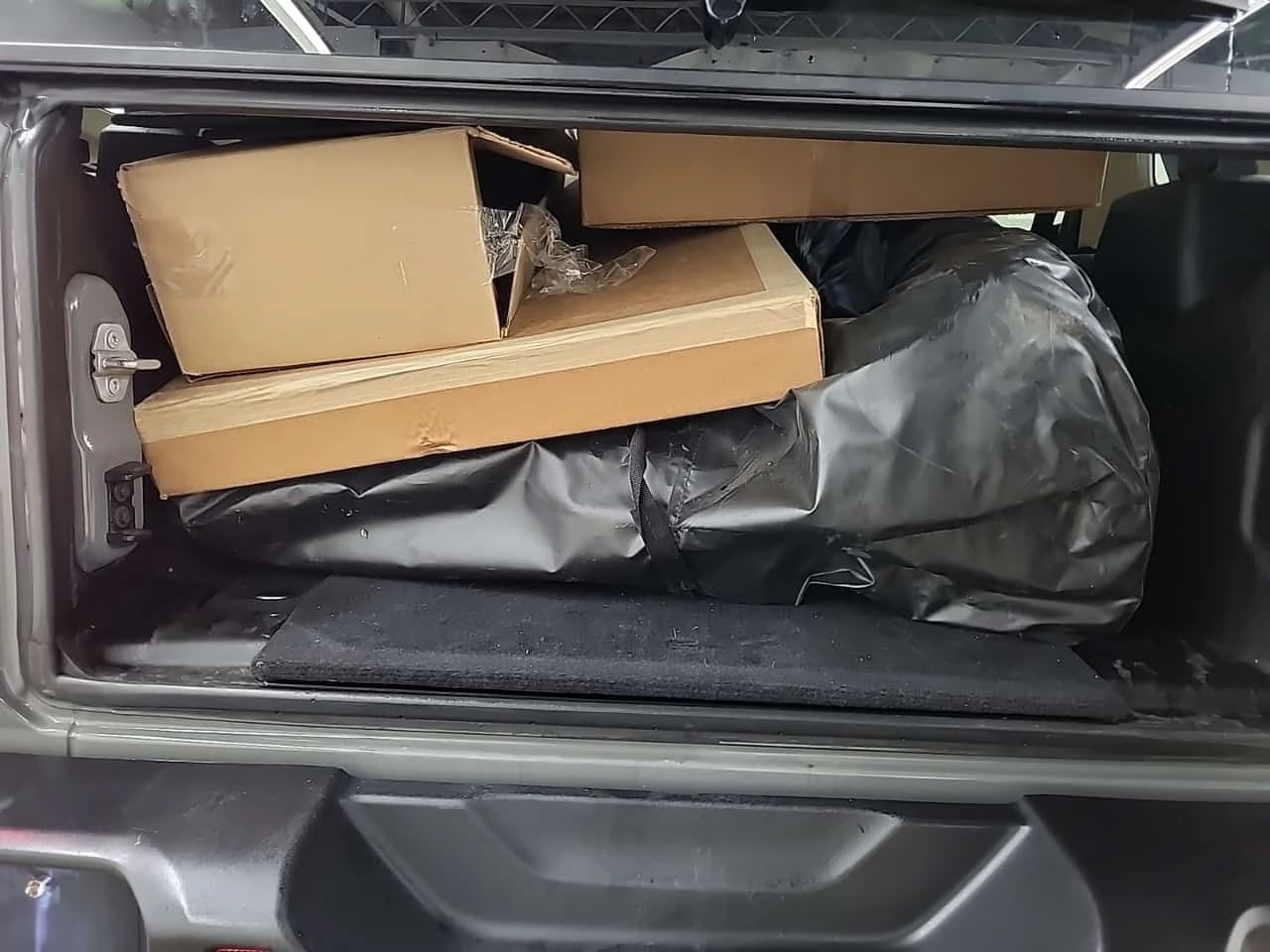 Jeep Wrangler * UNLIMITED SAHARA * CARFAX * 1 СОБСТВЕНИК * , снимка 15 - Автомобили и джипове - 54089424