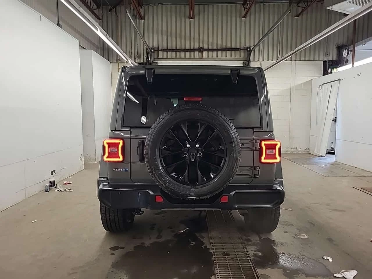 Jeep Wrangler * UNLIMITED SAHARA * CARFAX * 1 СОБСТВЕНИК * , снимка 4 - Автомобили и джипове - 54089424