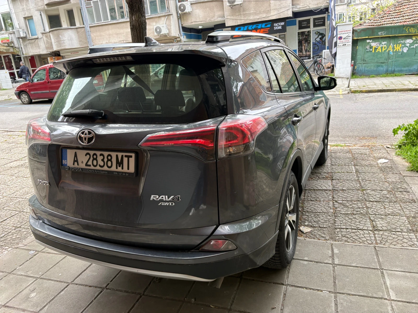 Toyota Rav4 2.0, снимка 3 - Автомобили и джипове - 54407017