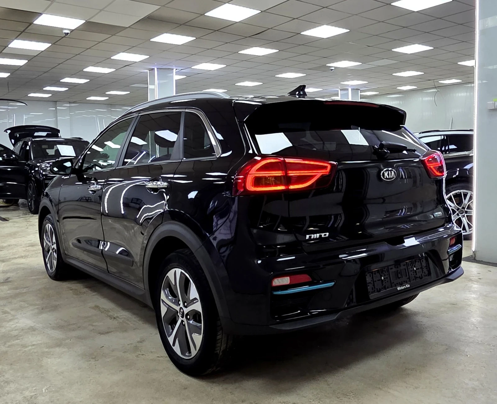 Kia Niro 64KWh/SOH100, снимка 5 - Автомобили и джипове - 54635383
