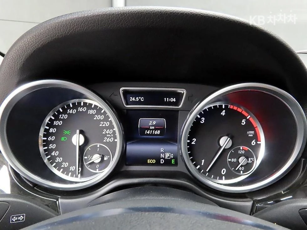 Mercedes-Benz ML 250 BlueTEC 4MATIC W166, снимка 8 - Автомобили и джипове - 54820880