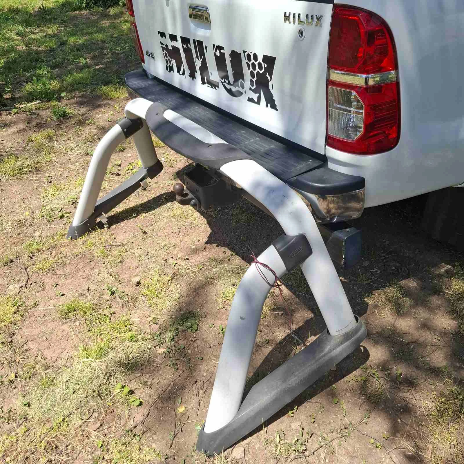 Toyota Hilux, снимка 15 - Автомобили и джипове - 54979454