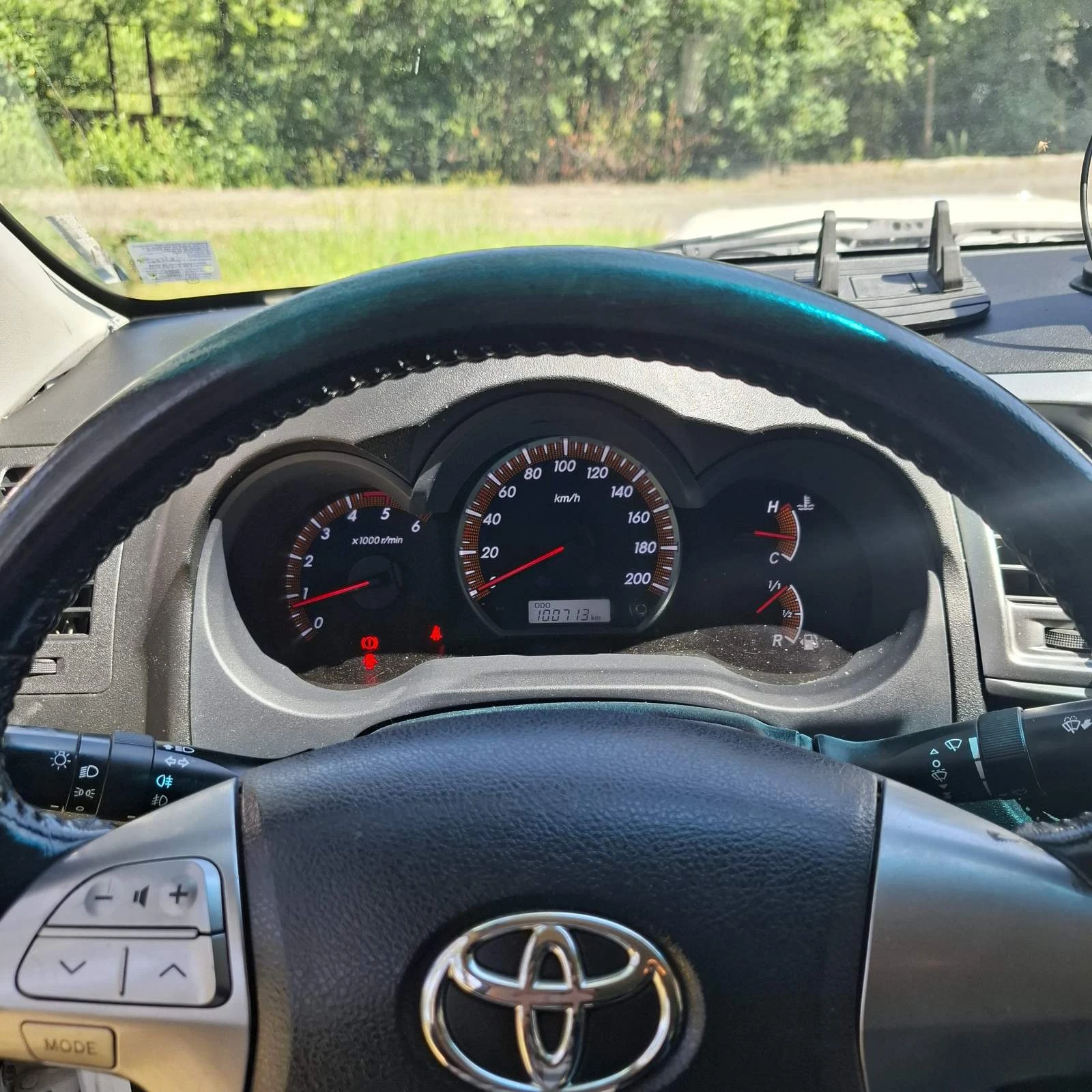 Toyota Hilux, снимка 9 - Автомобили и джипове - 54979454