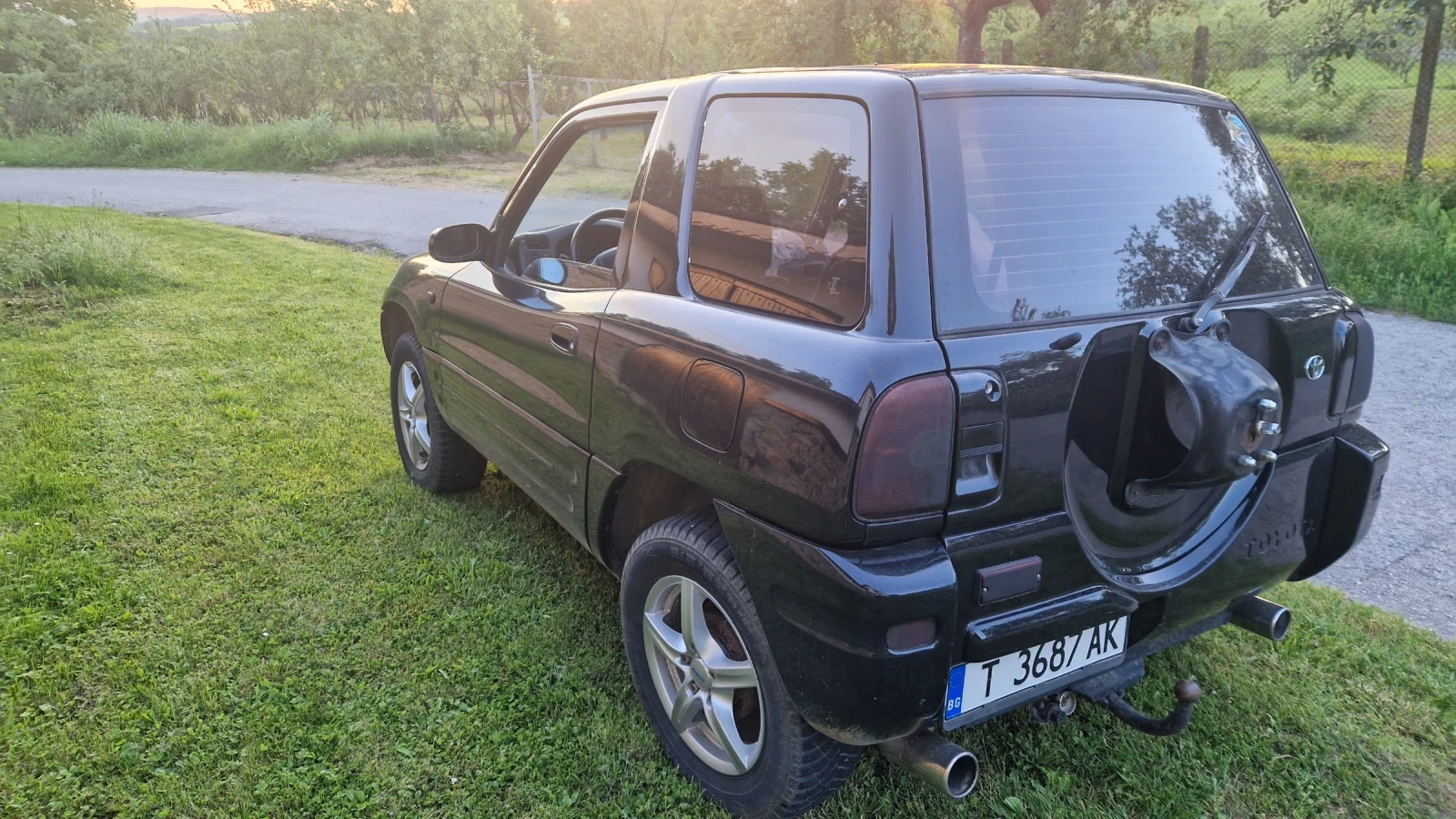 Toyota Rav4, снимка 2 - Автомобили и джипове - 54991631