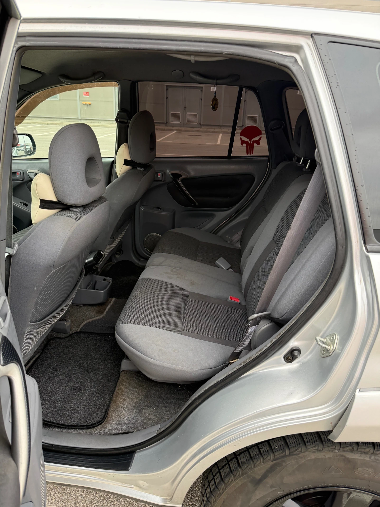 Toyota Rav4 D4D, снимка 10 - Автомобили и джипове - 55876960
