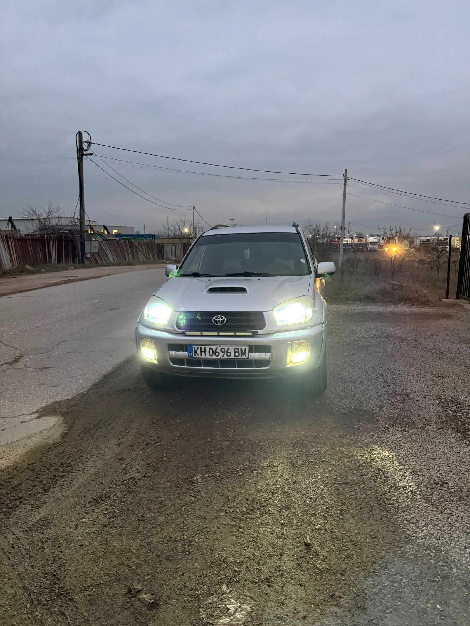Toyota Rav4 D4D, снимка 17 - Автомобили и джипове - 55876960