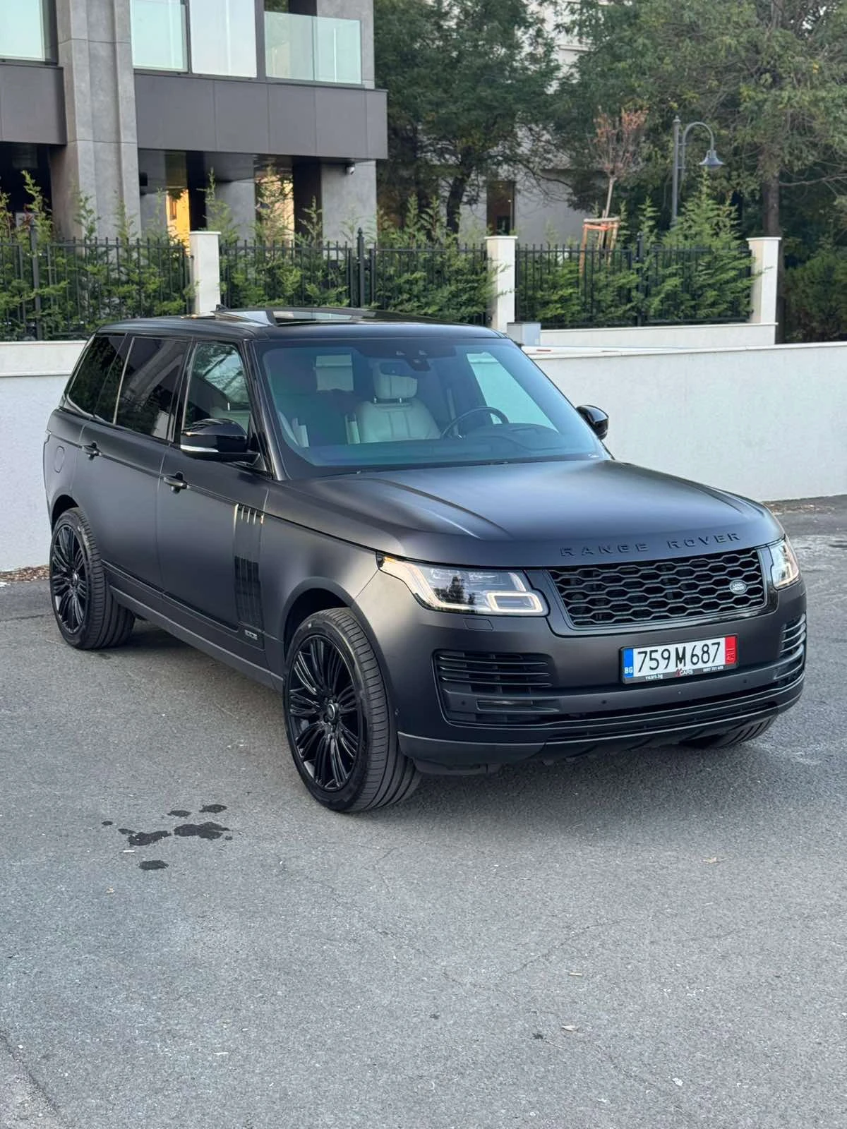 Land Rover Range rover Autobiography, снимка 4 - Автомобили и джипове - 56352342