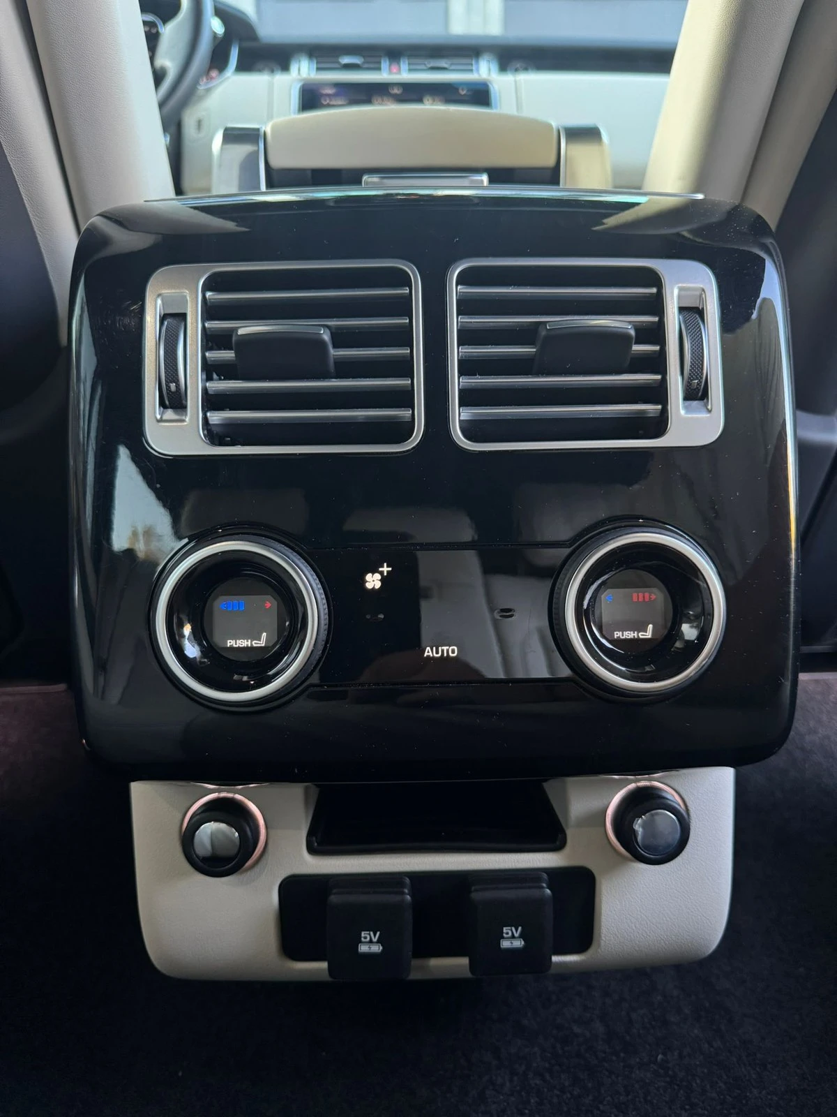 Land Rover Range rover Autobiography, снимка 11 - Автомобили и джипове - 56352342
