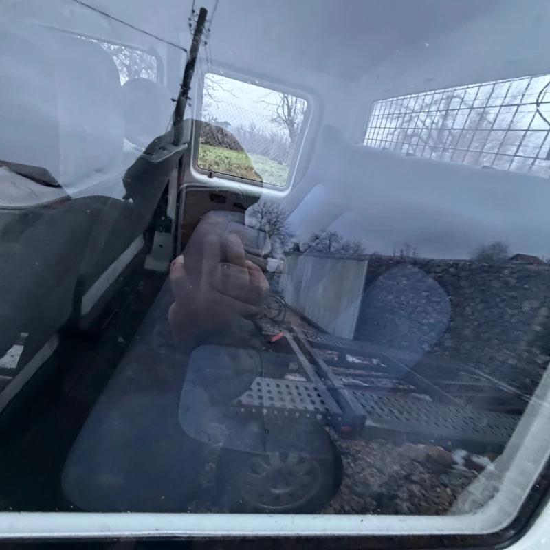 VW T4 Дубъл кабина 7 местен 2.4D, снимка 7 - Бусове и автобуси - 53272400