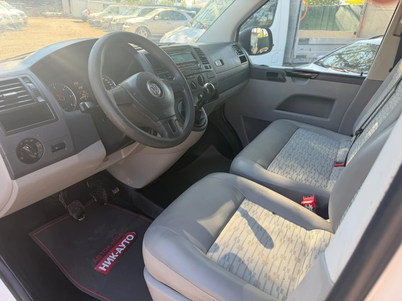 VW T5 2.0TDI* Facelift, снимка 7 - Бусове и автобуси - 56065927